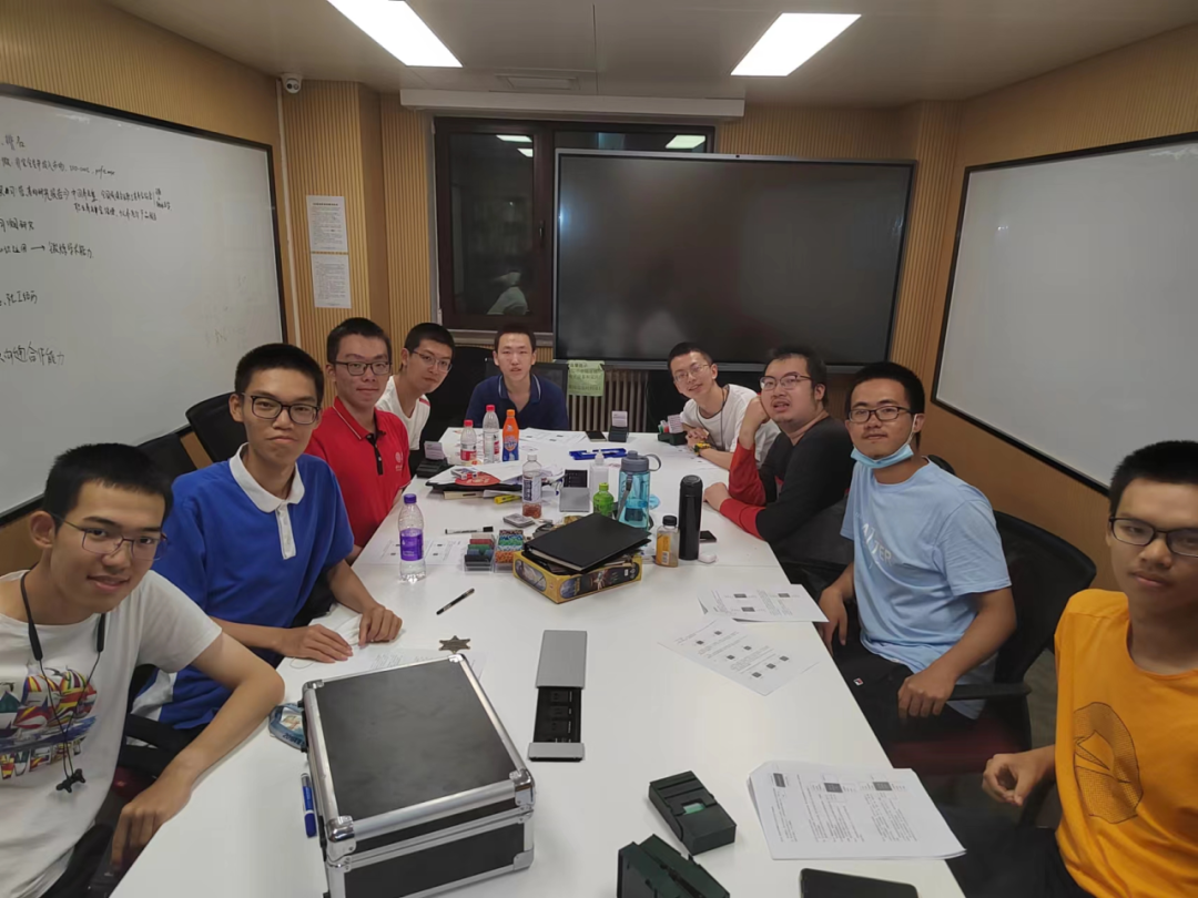 足球基础规则新手入门教学_入门新手足球规则基础教学视频_足球新手入门教学视频