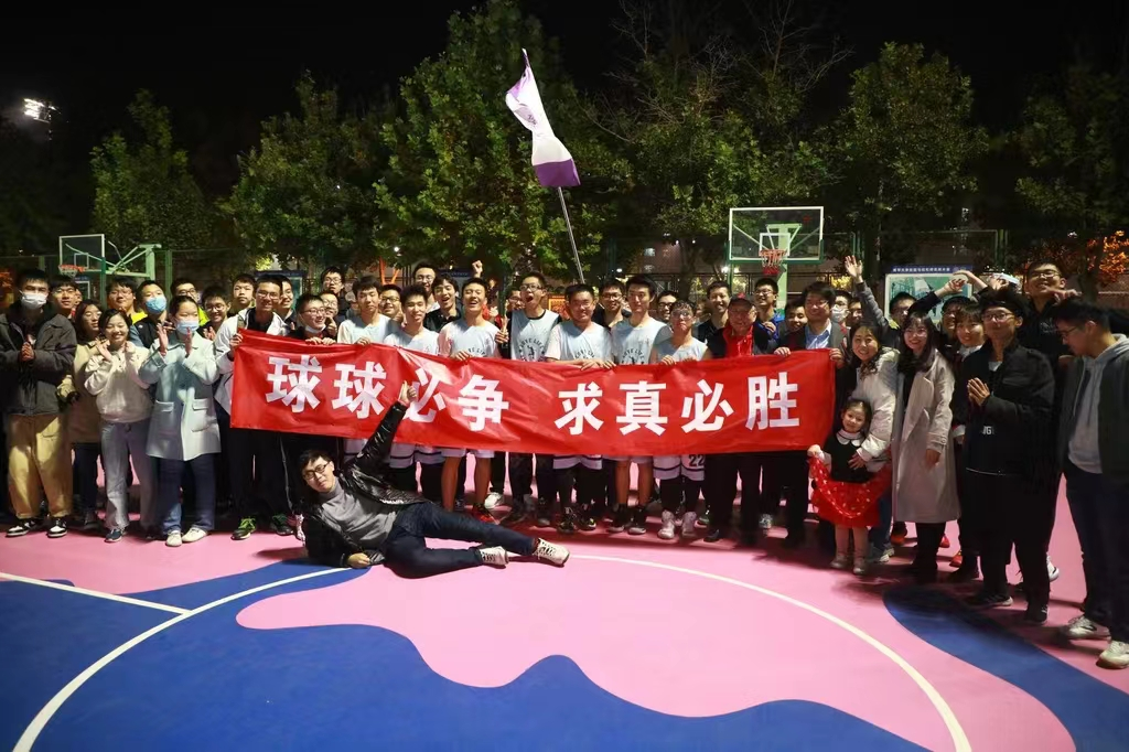 足球新手入门教学视频_入门新手足球规则基础教学视频_足球基础规则新手入门教学