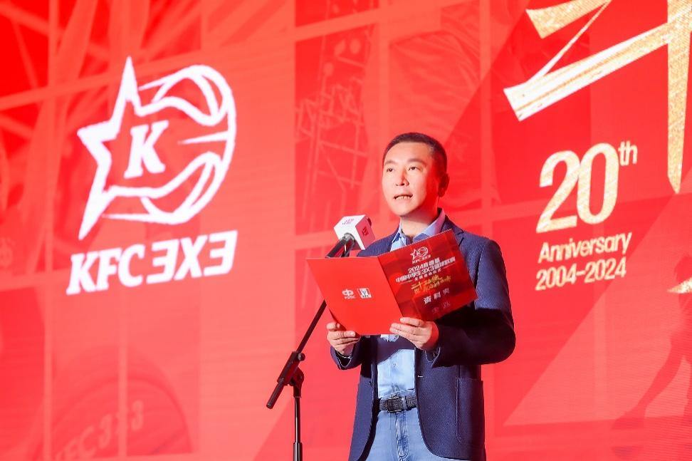 3人篮球裁判员站位_篮球三人裁判法_三人篮球裁判规则书