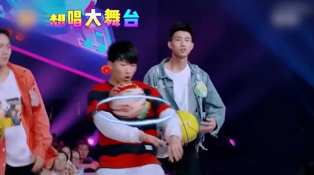篮球男孩之死_篮球男生小说_小男孩居然是篮球冠军小说