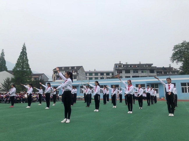 坏学生广播体操_学生广播体操教学视频_广播体操学生