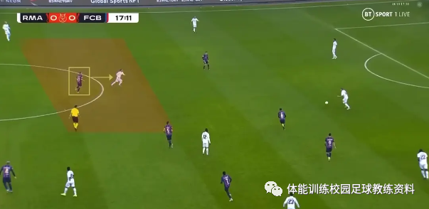 中场足球发球规则是什么_中场足球发球规则视频_中场发球规则 足球