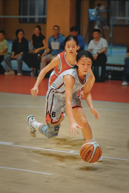 雷赖坡篮球赛冠军_2012wcgcs冠军赖小峰_赖总篮球