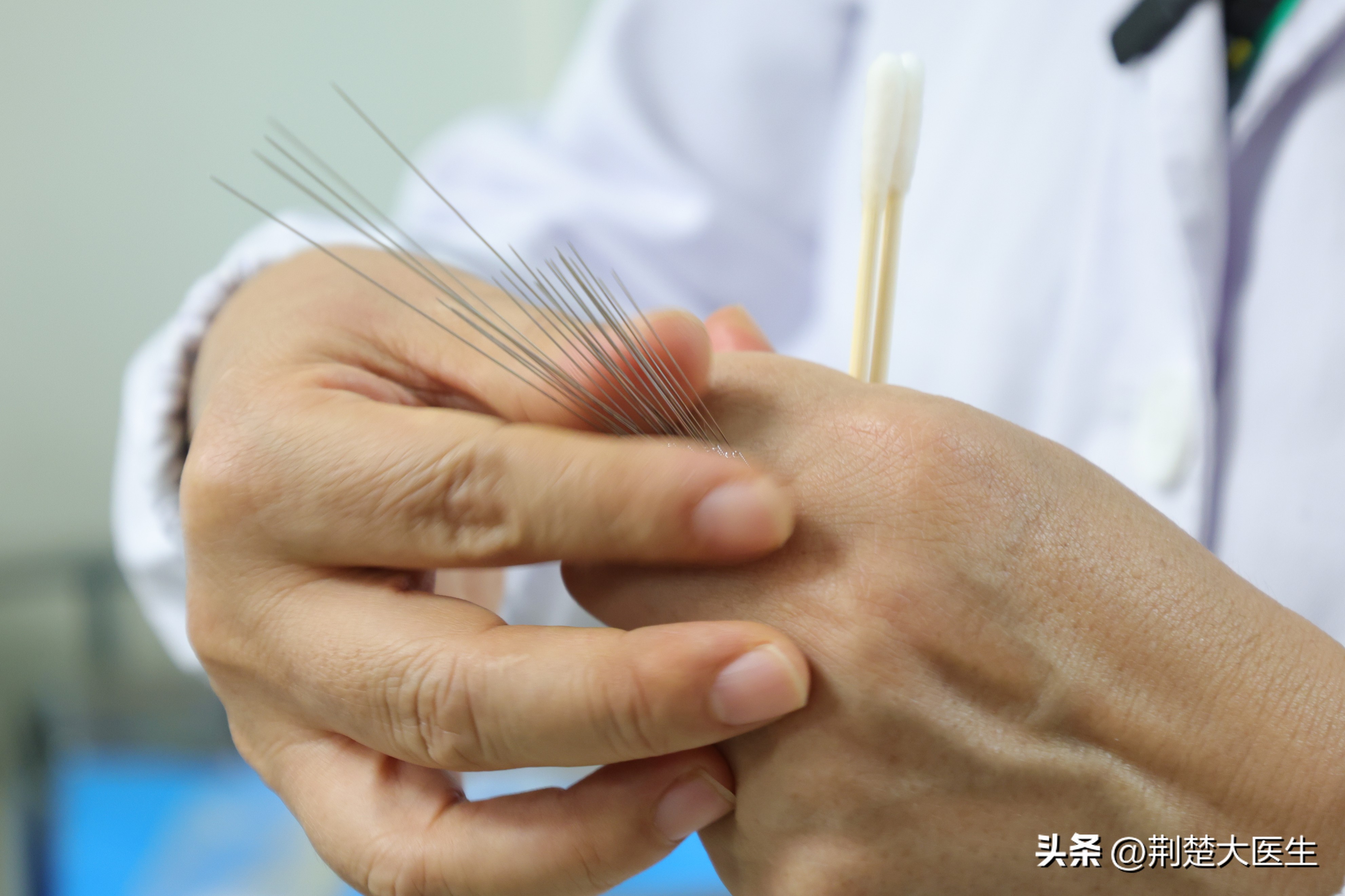 调理亚健康广告词_亚健康调理宣传单_调理亚健康海报