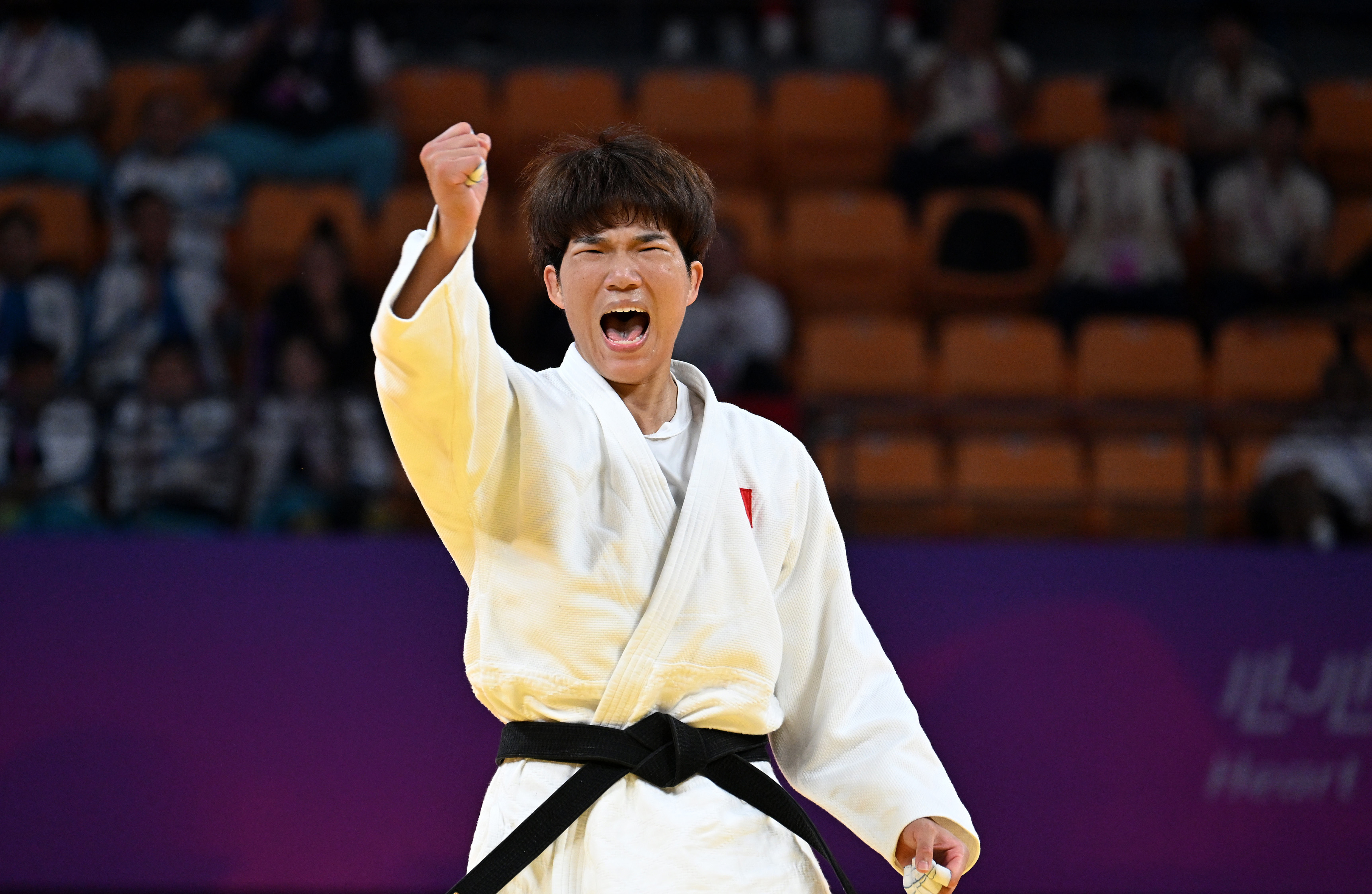 亚运会游泳冠军男子_4ⅹ2oo米游泳比赛视频_19届亚运会400米游泳冠军