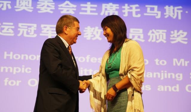 19届亚运会400米游泳冠军_4ⅹ2oo米游泳比赛视频_亚运会游泳冠军男子