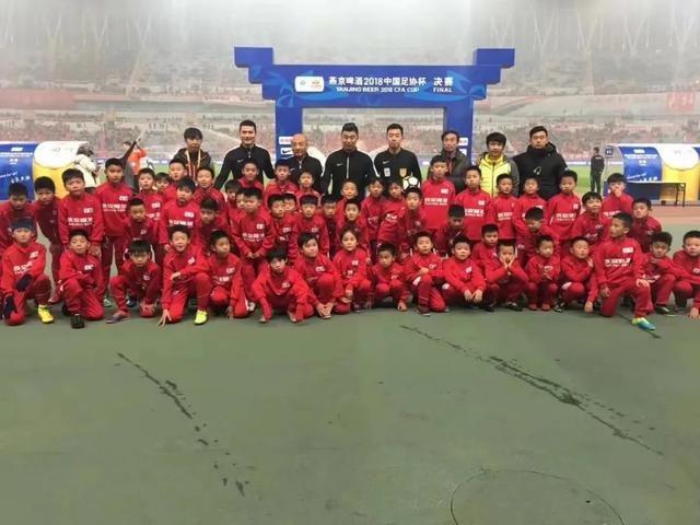 辅仁中学足球冠军_全国中学生足球冠军_高中足球联赛冠军