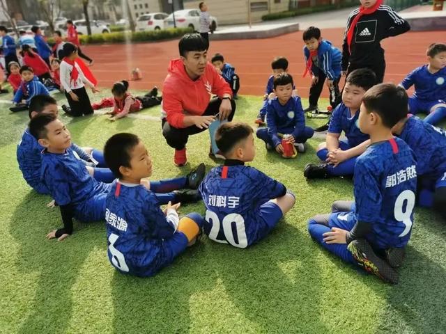 全国中学生足球冠军_辅仁中学足球冠军_高中足球联赛冠军