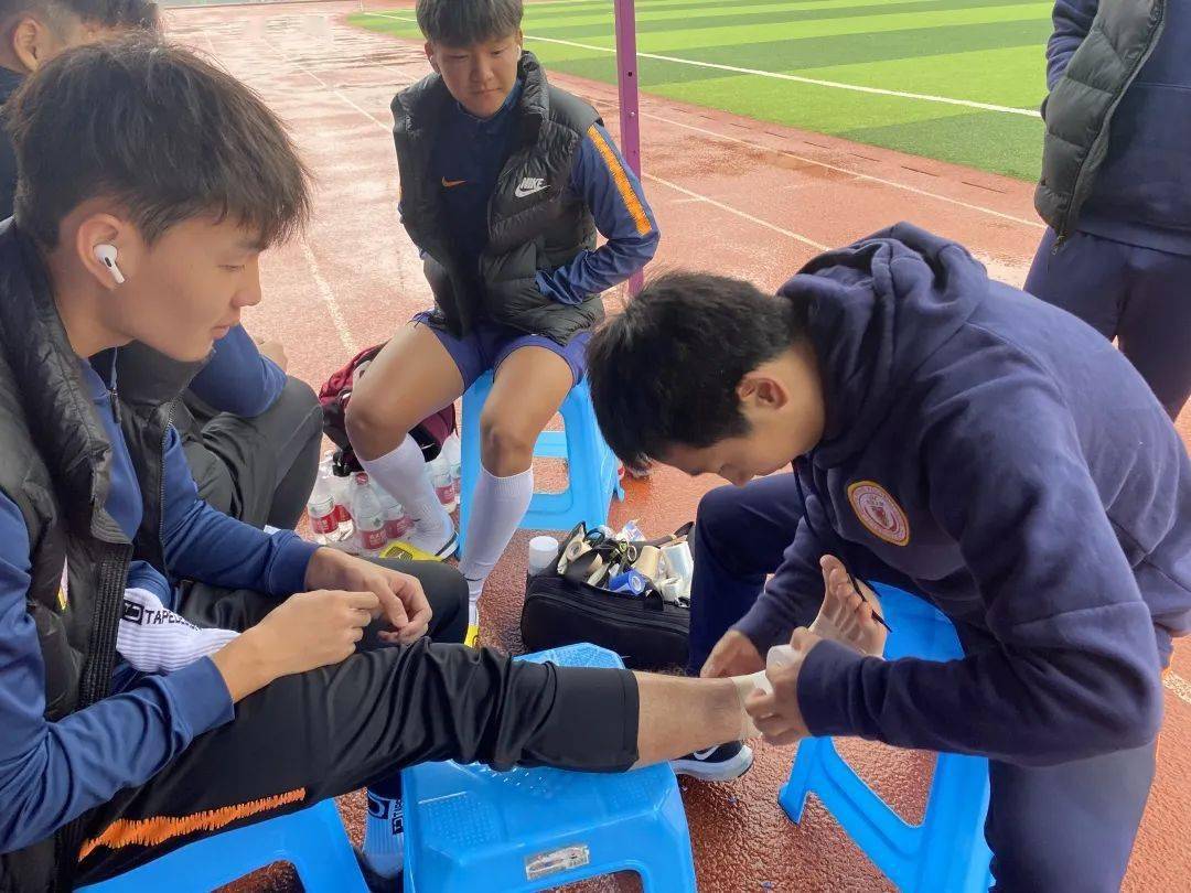 辅仁中学足球冠军_校园足球冠军_全国高中足球冠军